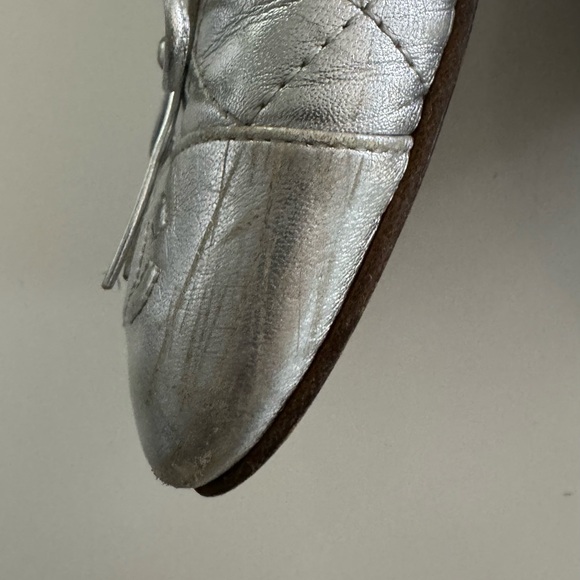 CHANEL QUILTED LEATHER CAP TOE BALLERINA FLATS - Picture 4 of 5